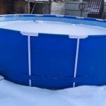 каркасный бассейн в снегу Доминика